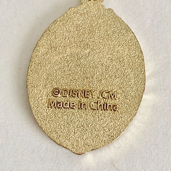 Disney Villains Snow White Evil Queen Clip On Charm Magic Mirror Zipper Pull - Picture 5 of 7